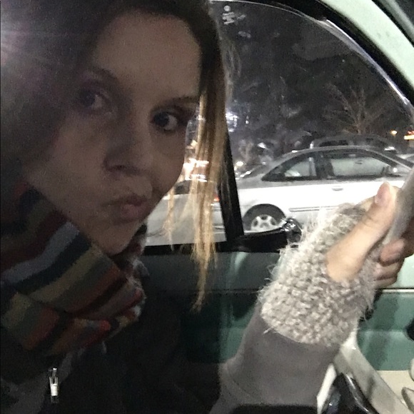 WHO IS 555-BABE??! - Picture 2 of 7